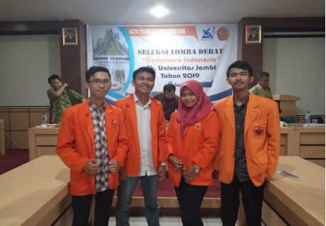 Lomba-Debat-Bahasa-Indonesia